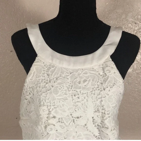 1023 NWT Keepsake Lace Overlay Sleeveless Blouse. SzS - Picture 2 of 6